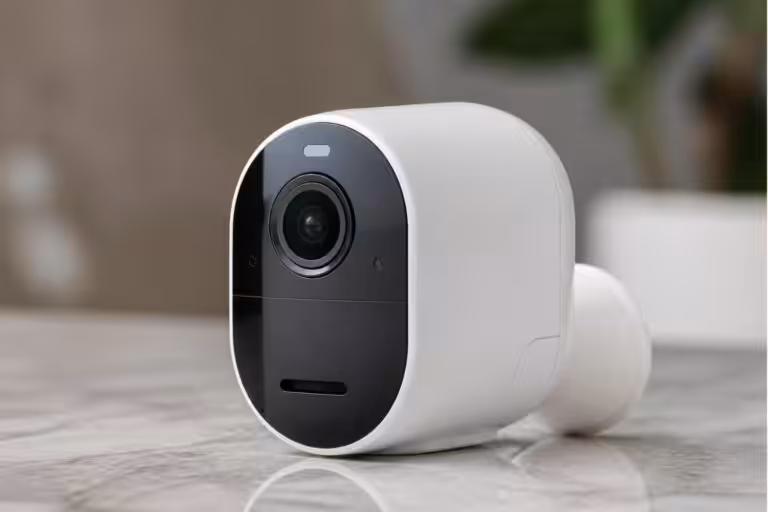 découvrez la caméra arlo pro 5, ses fonctionnalités avancées et ses performances pour sécuriser efficacement votre domicile.